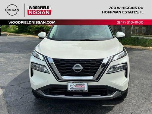 White 2023 Nissan Rogue SL