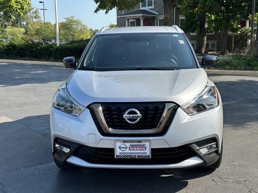2019 Nissan Kicks SR