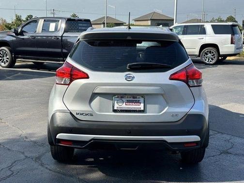 2019 Nissan Kicks SR