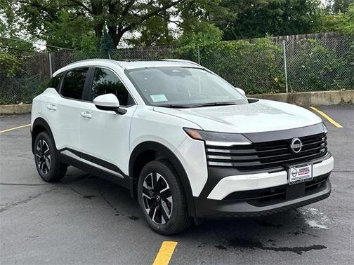 2025 Nissan Kicks SV