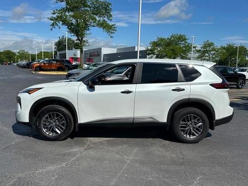 2024 Nissan Rogue S
