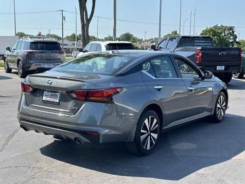 2022 Nissan Altima 2.5 SV