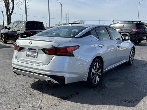 2022 Nissan Altima 2.5 SL