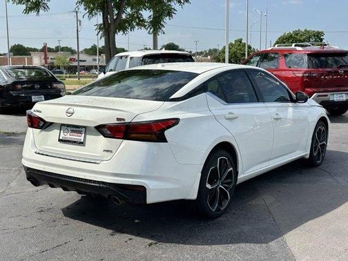 2023 Nissan Altima 2.5 SR
