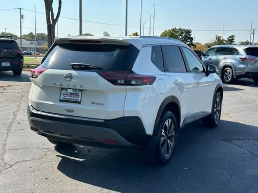 2022 Nissan Rogue SV