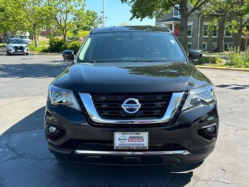 2019 Nissan Pathfinder SL