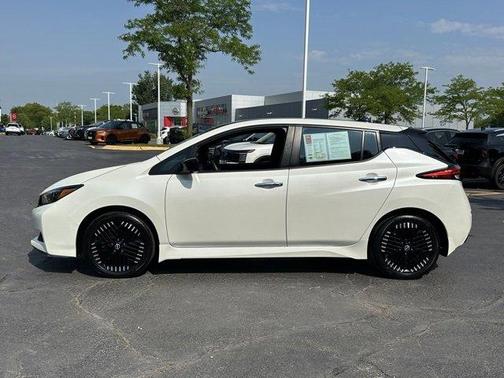 2023 Nissan Leaf SV PLUS