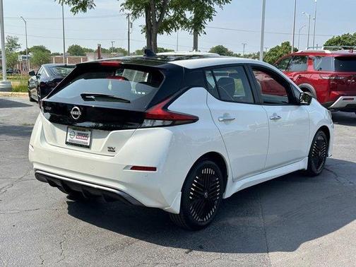 2023 Nissan Leaf SV PLUS