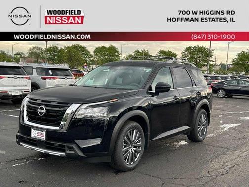 2025 Nissan Pathfinder SL
