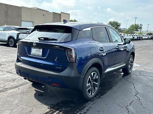 2025 Nissan Kicks SV