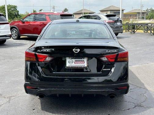 2020 Nissan Altima 2.0 Platinum