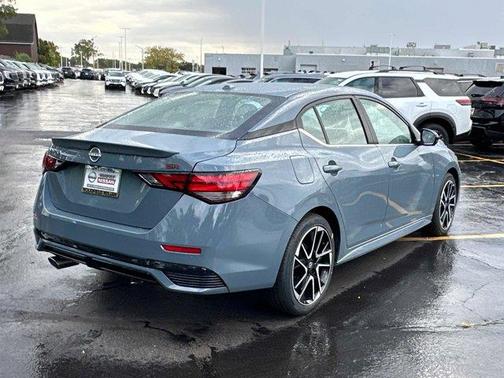 2025 Nissan Sentra SR