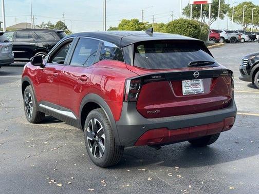 2025 Nissan Kicks SV