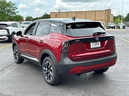 2025 Nissan Kicks SV