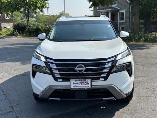 2024 Nissan Rogue SL