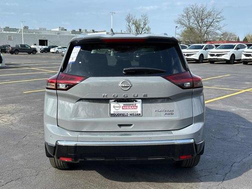 2025 Nissan Rogue Platinum