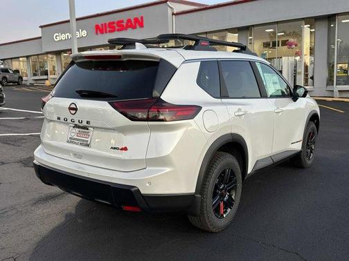 2025 Nissan Rogue Rock Creek
