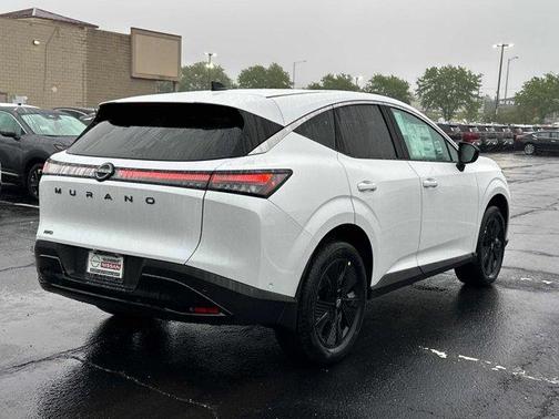 2025 Nissan Murano SV
