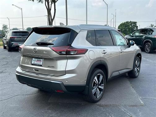 2025 Nissan Rogue SL