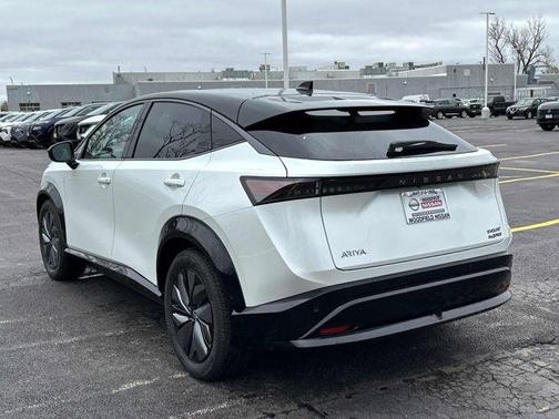 2025 Nissan ARIYA EVOLVE+