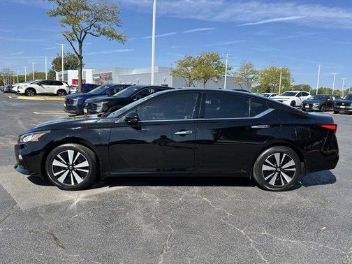 2020 Nissan Altima 2.5 SV