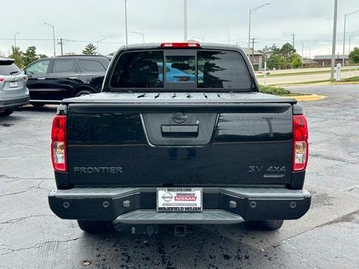 2021 Nissan Frontier SV