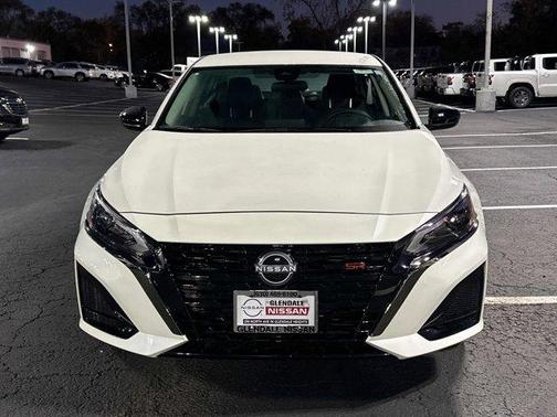 2025 Nissan Altima SR