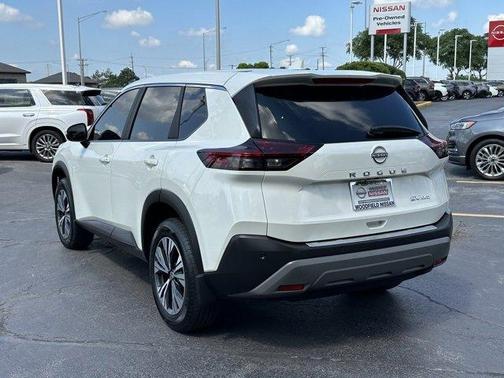 2022 Nissan Rogue SV