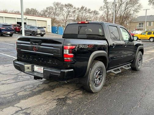 2025 Nissan Frontier PRO-4X