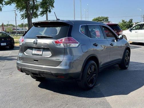 2016 Nissan Rogue S