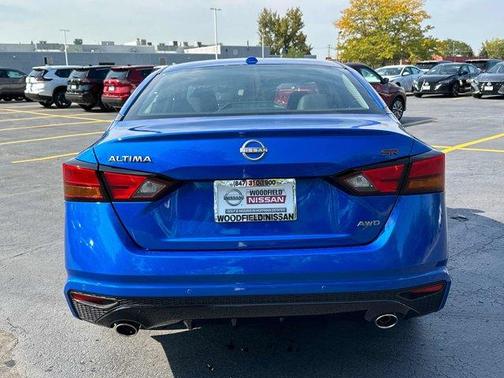 2025 Nissan Altima SR