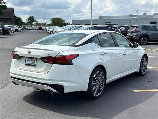 2025 Nissan Altima SL