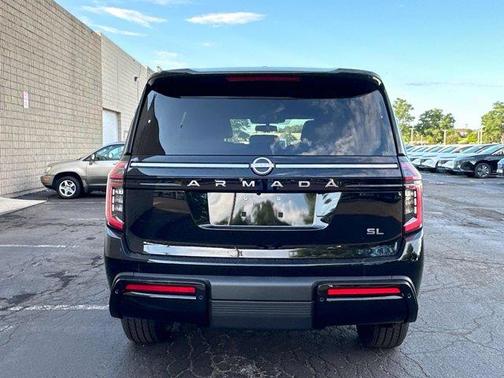 2025 Nissan Armada SL