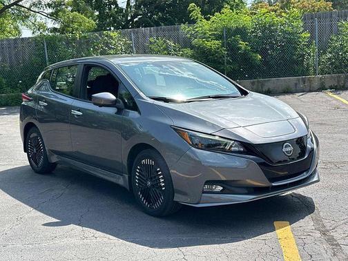 2025 Nissan Leaf SV PLUS