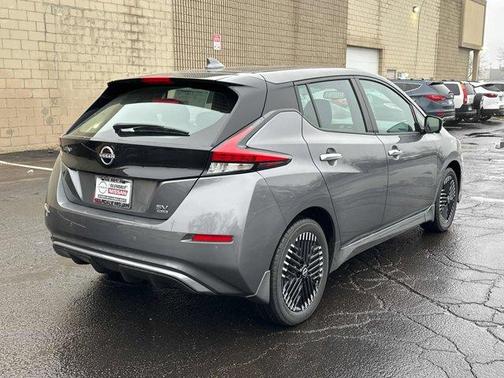 2025 Nissan Leaf SV PLUS