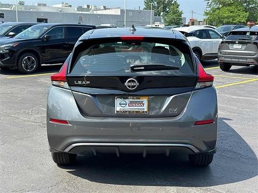 2025 Nissan Leaf SV PLUS