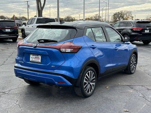 2023 Nissan Kicks SV
