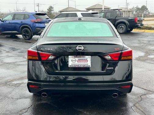 2024 Nissan Altima 2.5 SR