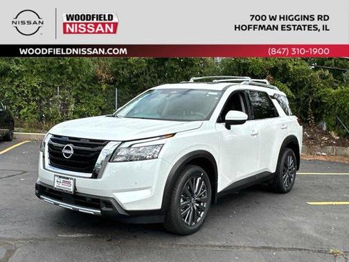 2025 Nissan Pathfinder SL