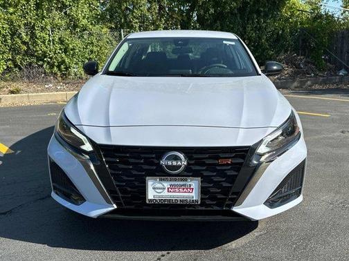 2025 Nissan Altima SR