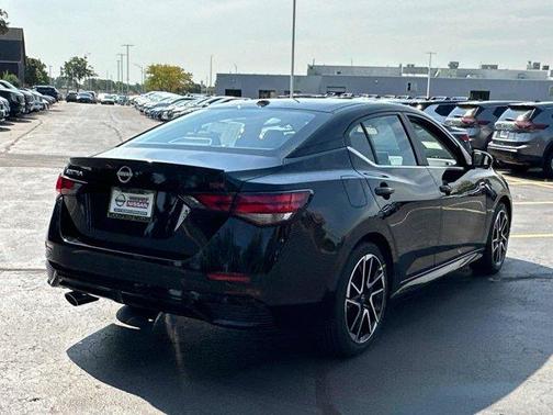 2025 Nissan Sentra SR