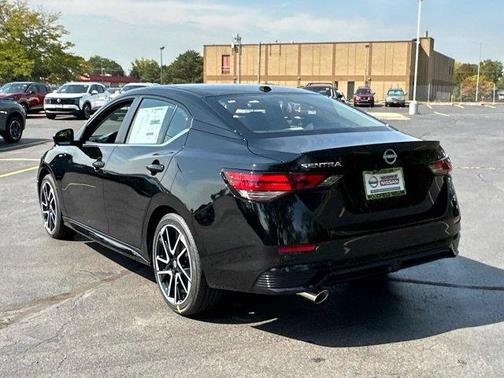 2025 Nissan Sentra SR