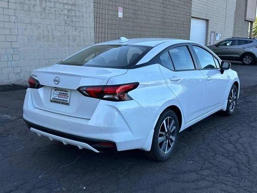 2025 Nissan Versa 1.6 SV