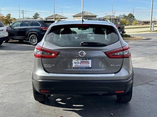 2022 Nissan Rogue Sport SL