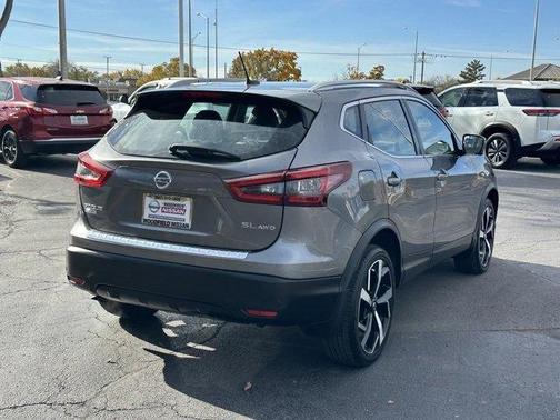2022 Nissan Rogue Sport SL