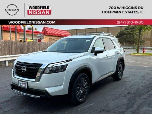 2025 Nissan Pathfinder SL