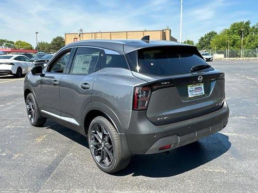 Gun Metallic 2026 Nissan Kicks SR