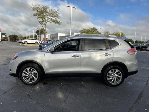 2015 Nissan Rogue SL