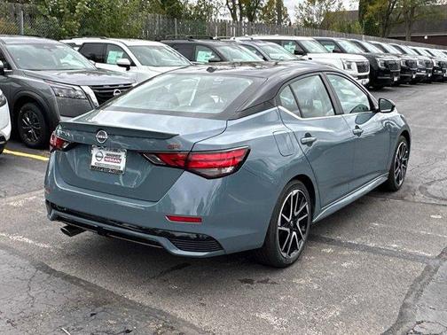 2025 Nissan Sentra SR