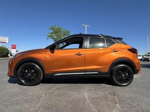 2024 Nissan Kicks SR